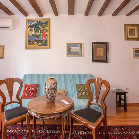 In Historic Center Apartment Poreč